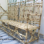 BANCO DE JARDIM feito em bambu